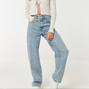 High Rise Baggy Jeans
Store: Ardene 
Size: 4